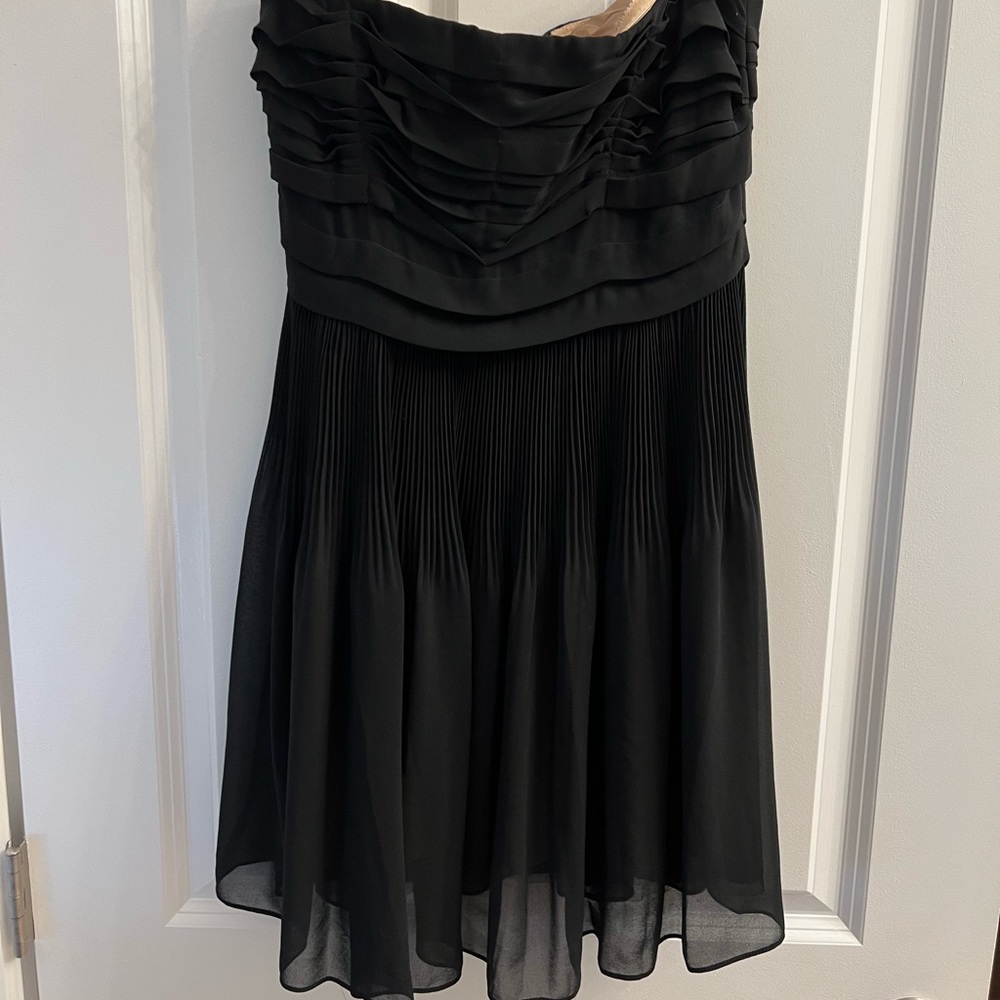 Black mini dress, LBD.